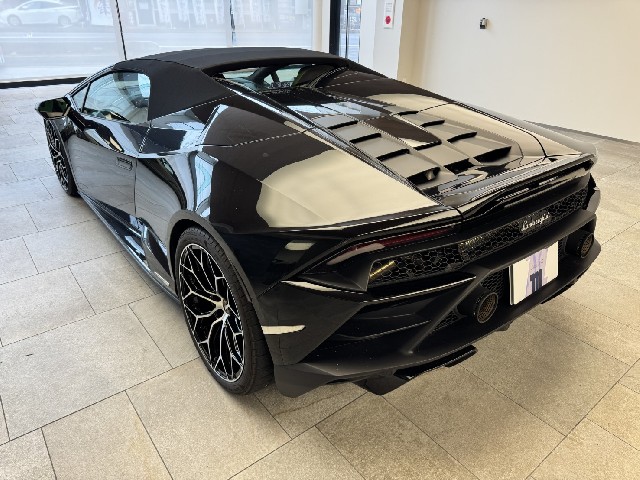 LAMBORGHINI HURACAN 2021 Image 21