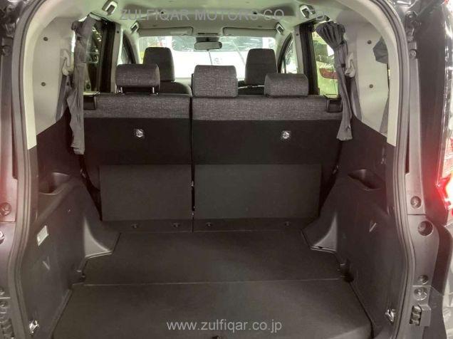TOYOTA SIENTA 2024 Image 9