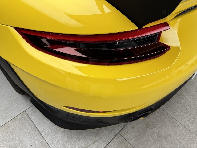 PORSCHE 911 2019 Image 23