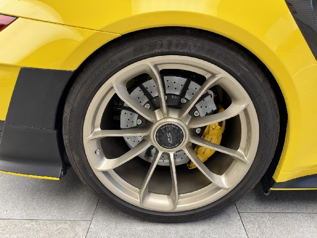 PORSCHE 911 2019 Image 33