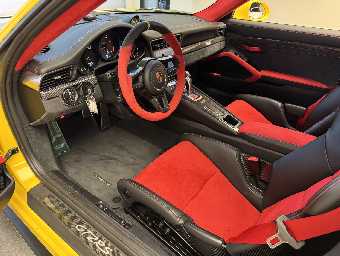 PORSCHE 911 2019 Image 30