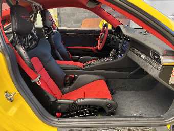 PORSCHE 911 2019 Image 35