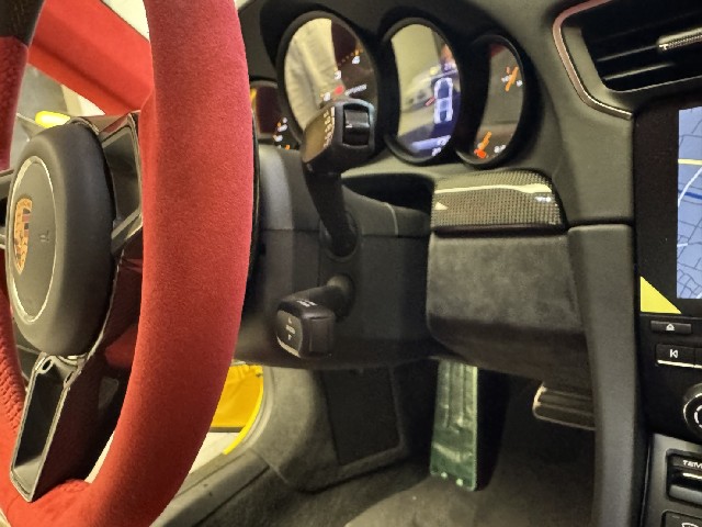 PORSCHE 911 2019 Image 51