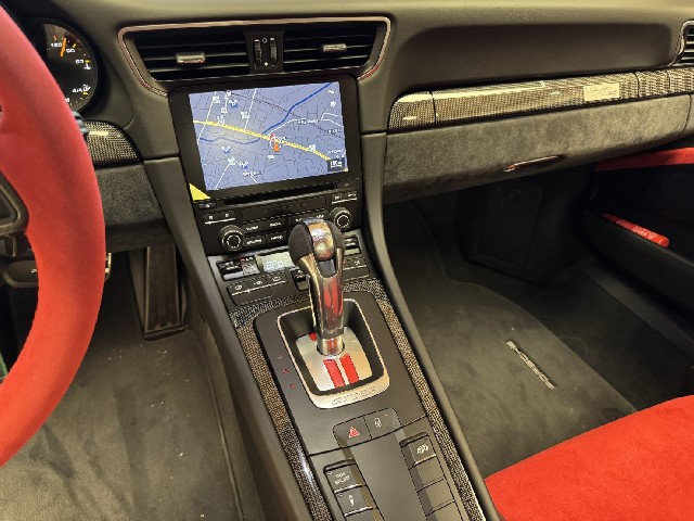 PORSCHE 911 2019 Image 54
