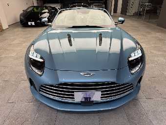 ASTON MARTIN DB12 2025 Image 2