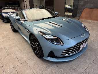 ASTON MARTIN DB12 2025 Image 3