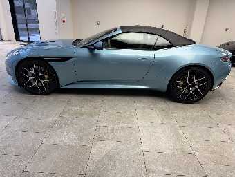 ASTON MARTIN DB12 2025 Image 16