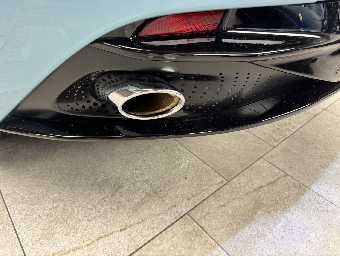 ASTON MARTIN DB12 2025 Image 35