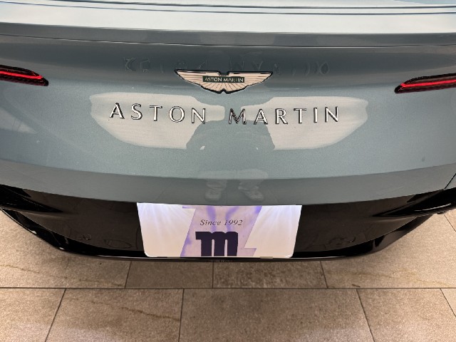 ASTON MARTIN DB12 2025 Image 42