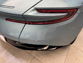 ASTON MARTIN DB12 2025 Image 37