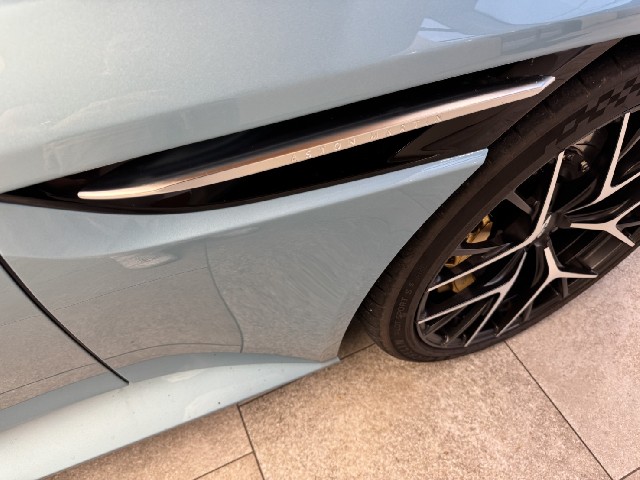 ASTON MARTIN DB12 2025 Image 44