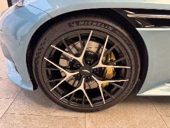 ASTON MARTIN DB12 2025 Image 39