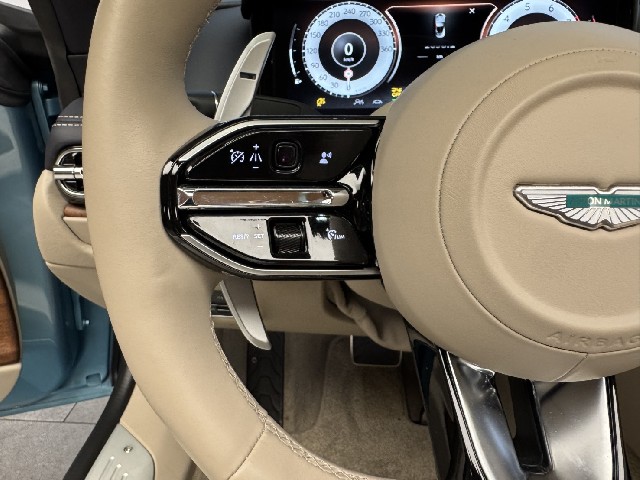 ASTON MARTIN DB12 2025 Image 51