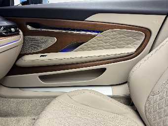ASTON MARTIN DB12 2025 Image 51