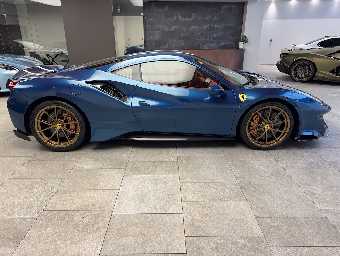 FERRARI 488 PISTA 2018 Image 4