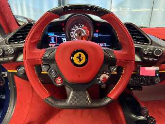 FERRARI 488 PISTA 2018 Image 38