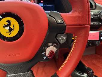 FERRARI 488 PISTA 2018 Image 40