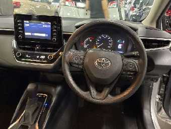 TOYOTA COROLLA TOURING 2021 Image 9