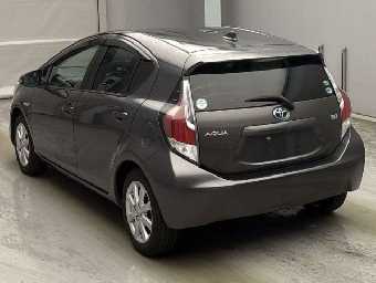 TOYOTA AQUA 2016 Image 4