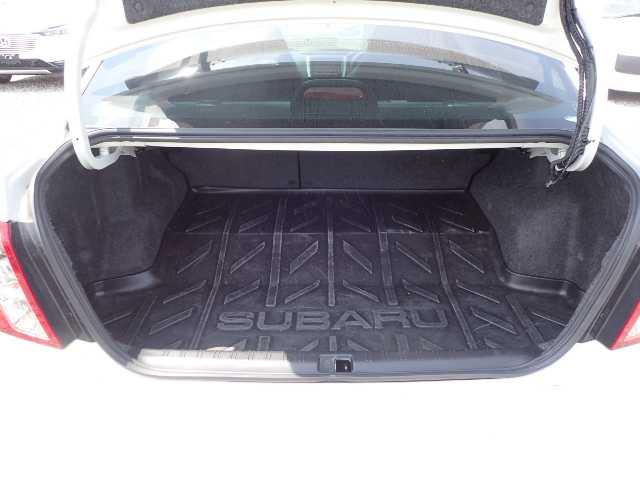 SUBARU IMPREZA 2013 Image 28