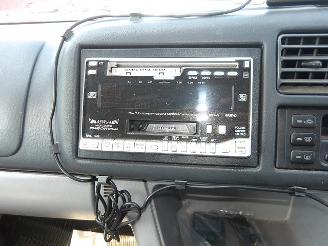 MAZDA BONGO FRIENDEE 1999 Image 24