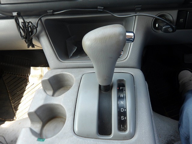 MAZDA BONGO FRIENDEE 1999 Image 26