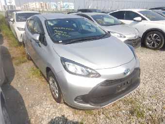 TOYOTA AQUA 2023 Image 1