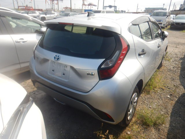 TOYOTA AQUA 2023 Image 20