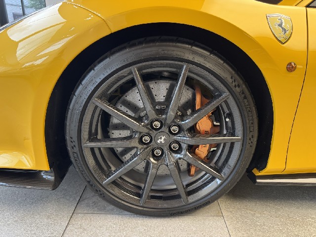FERRARI 488 PISTA 2020 Image 38