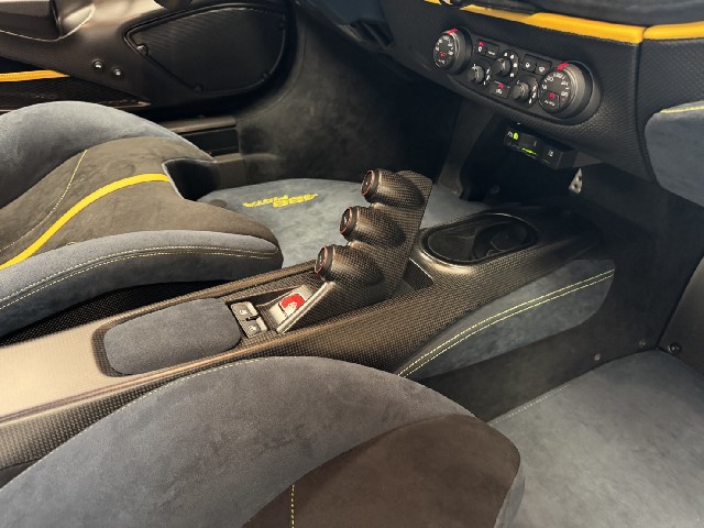 FERRARI 488 PISTA 2020 Image 46