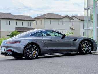 MERCEDES AMG GT 2025 Image 27
