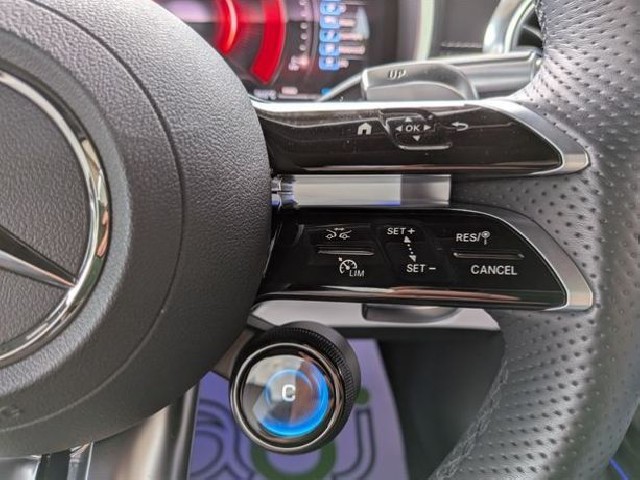 MERCEDES AMG GT 2025 Image 45