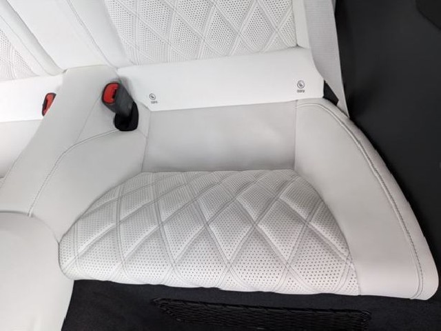 MERCEDES AMG GT 2025 Image 66