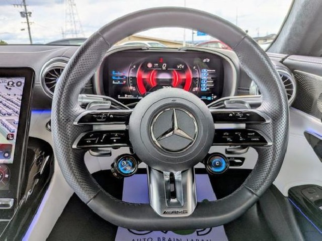 MERCEDES AMG GT 2025 Image 82