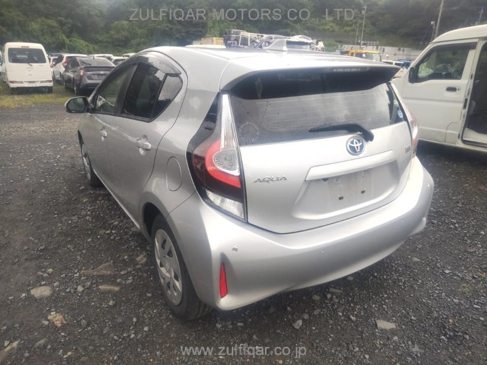 TOYOTA AQUA 2021 Image 4