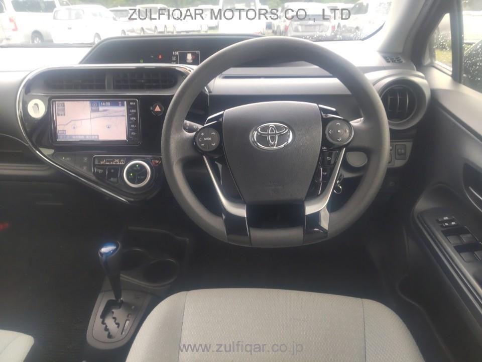 TOYOTA AQUA 2021 Image 9