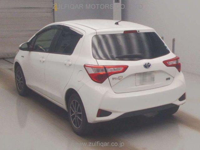 TOYOTA VITZ 2017 Image 4