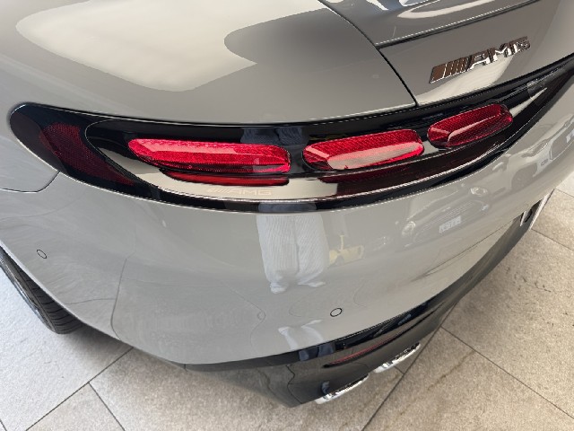 MERCEDES AMG GT 2024 Image 30