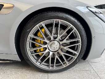 MERCEDES AMG GT 2024 Image 27