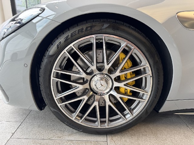 MERCEDES AMG GT 2024 Image 36