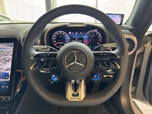 MERCEDES AMG GT 2024 Image 38