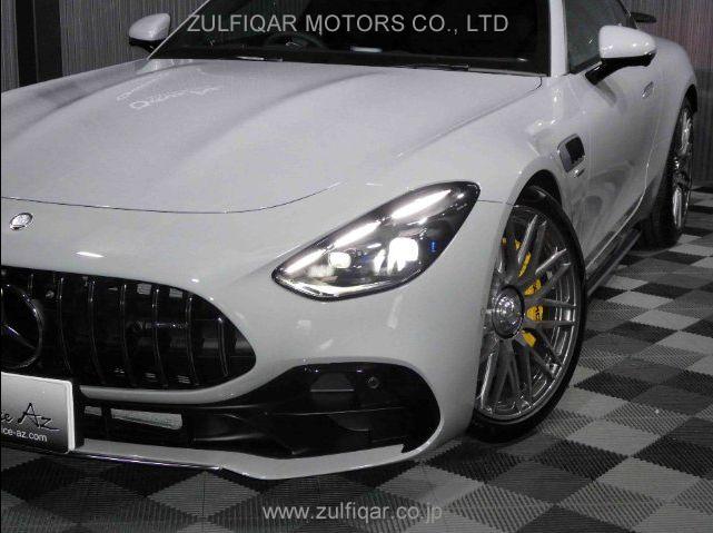 MERCEDES AMG GT 2024 Image 5