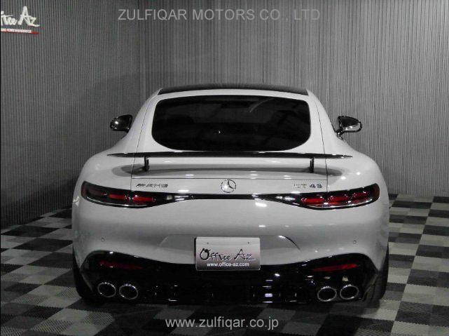 MERCEDES AMG GT 2024 Image 8