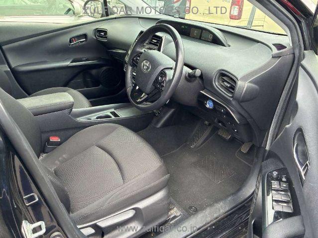 TOYOTA PRIUS 2021 Image 5