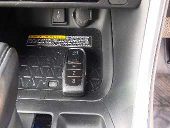TOYOTA RAV-4 2021 Image 10
