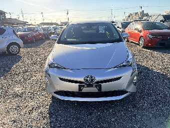 TOYOTA PRIUS 2017 Image 15