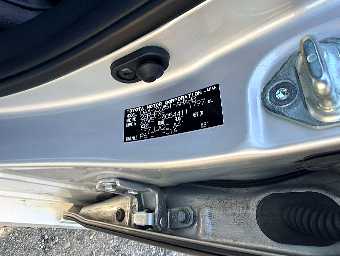 TOYOTA PRIUS 2017 Image 22