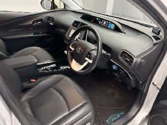 TOYOTA PRIUS 2017 Image 5