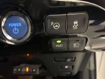 TOYOTA PRIUS 2017 Image 7