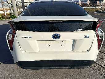 TOYOTA PRIUS 2017 Image 17